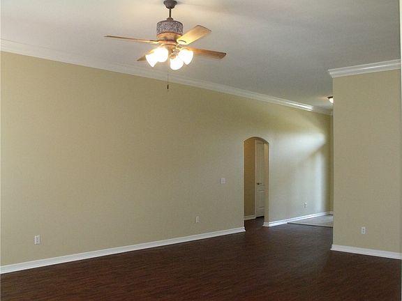 5th image of 2309 SW Primrose Ave