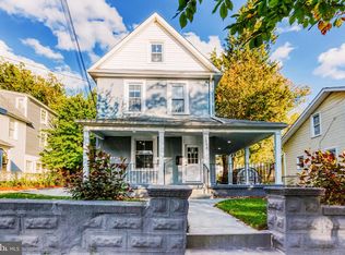 3713 34th St, Mount Rainier, MD
