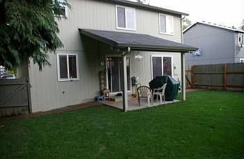 2nd image of 4521 NE 58th St