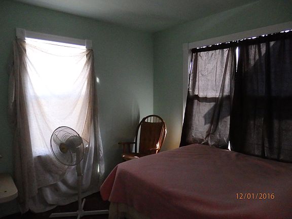 3rd image of 800 Tropic St