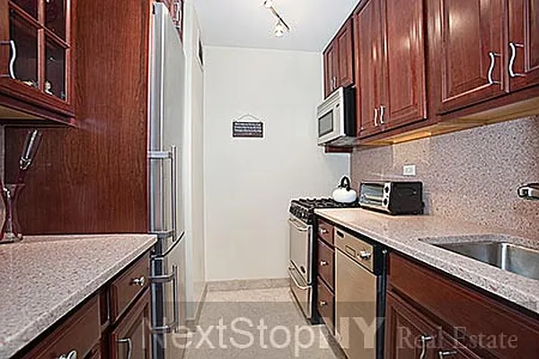 Sold by NextStopNY | media 7