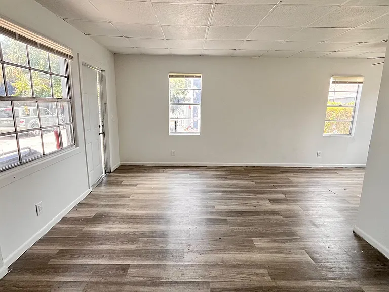 1000 W Lakewood Rd #6 — Photo 7