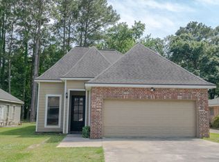 912 Center St, Lafayette, LA 70501