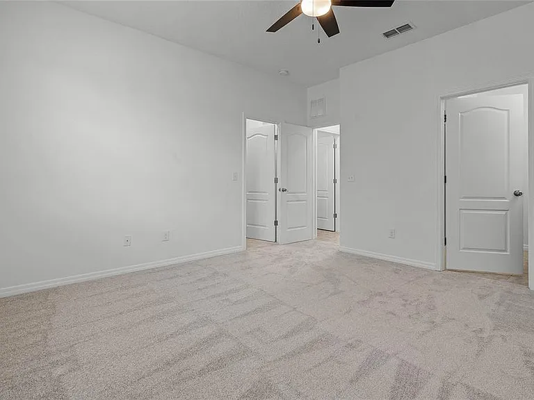 5440 New Independence Pkwy — Photo 22