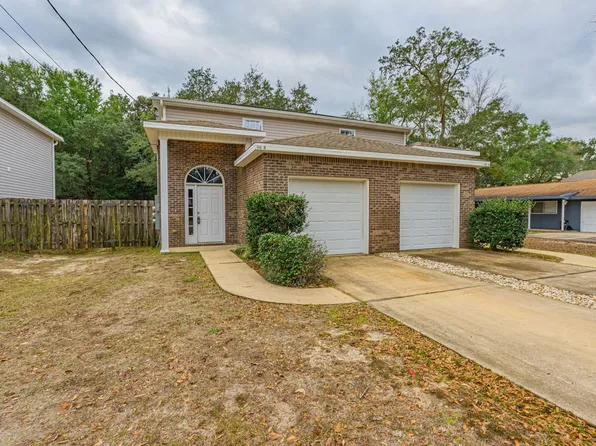 96 2nd Ave #A, Shalimar, FL 32579
