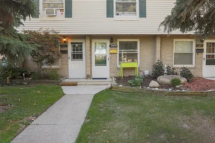 119 Floral Ave #0 — Photo 3