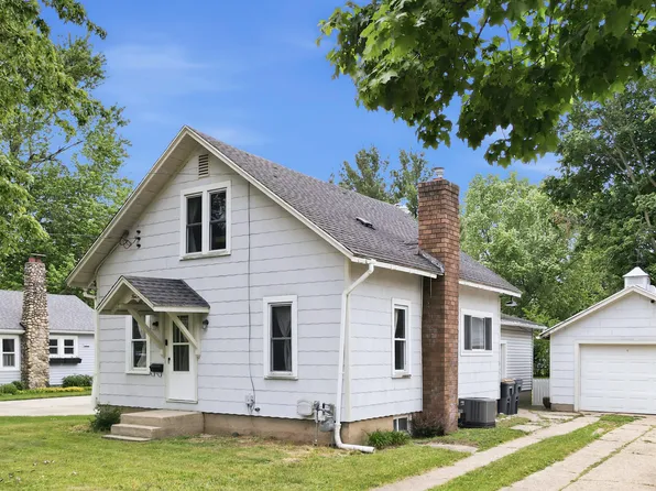 430 W Franklin St, Otsego, MI 49078