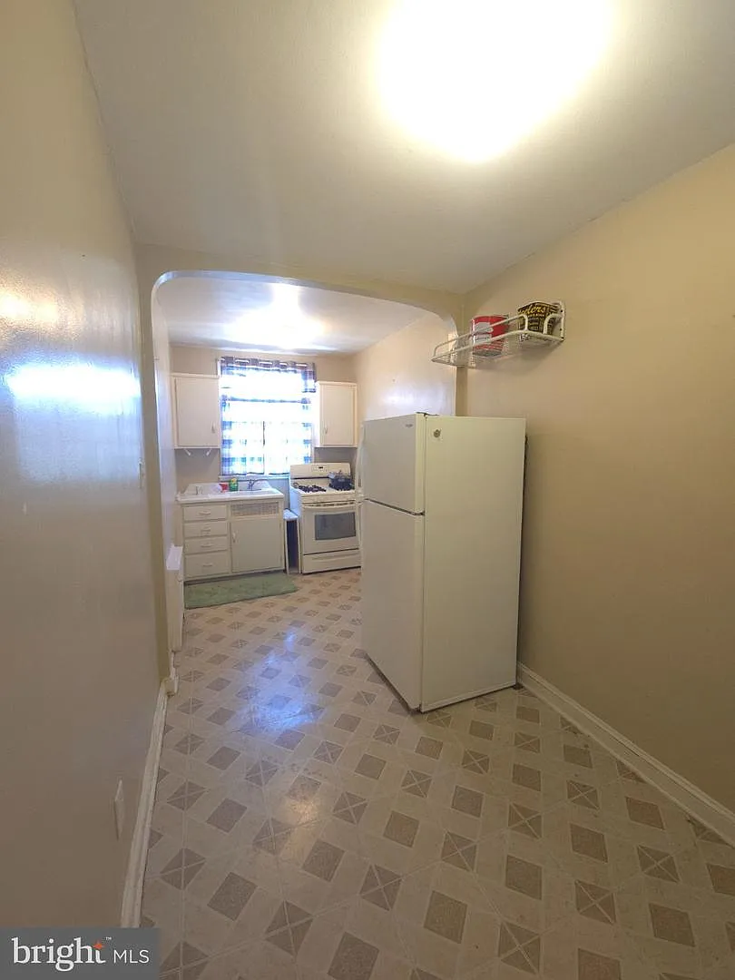 1 bed, 1.0 bath, 1458 sqft, $1,300 — Photo 4