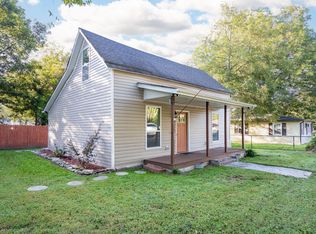 916 Logan Ave, Rossville, GA 30741