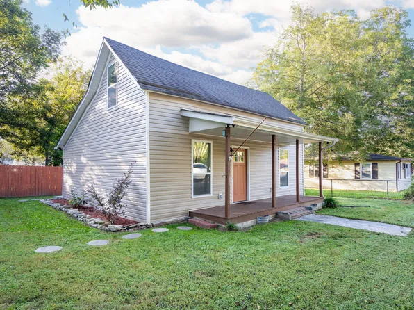 916 Logan Ave, Rossville, GA 30741