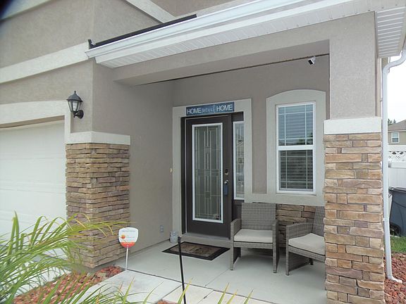 2nd image of 861 Glendale Ln