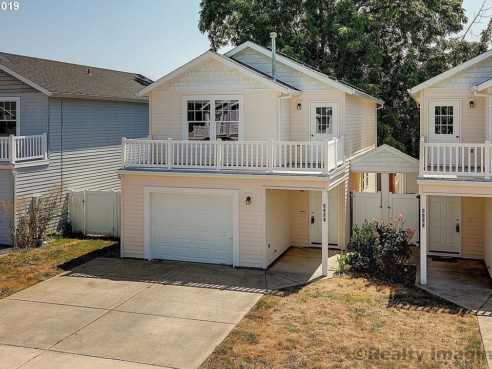 1st image of 1508 NE Herrold Ct