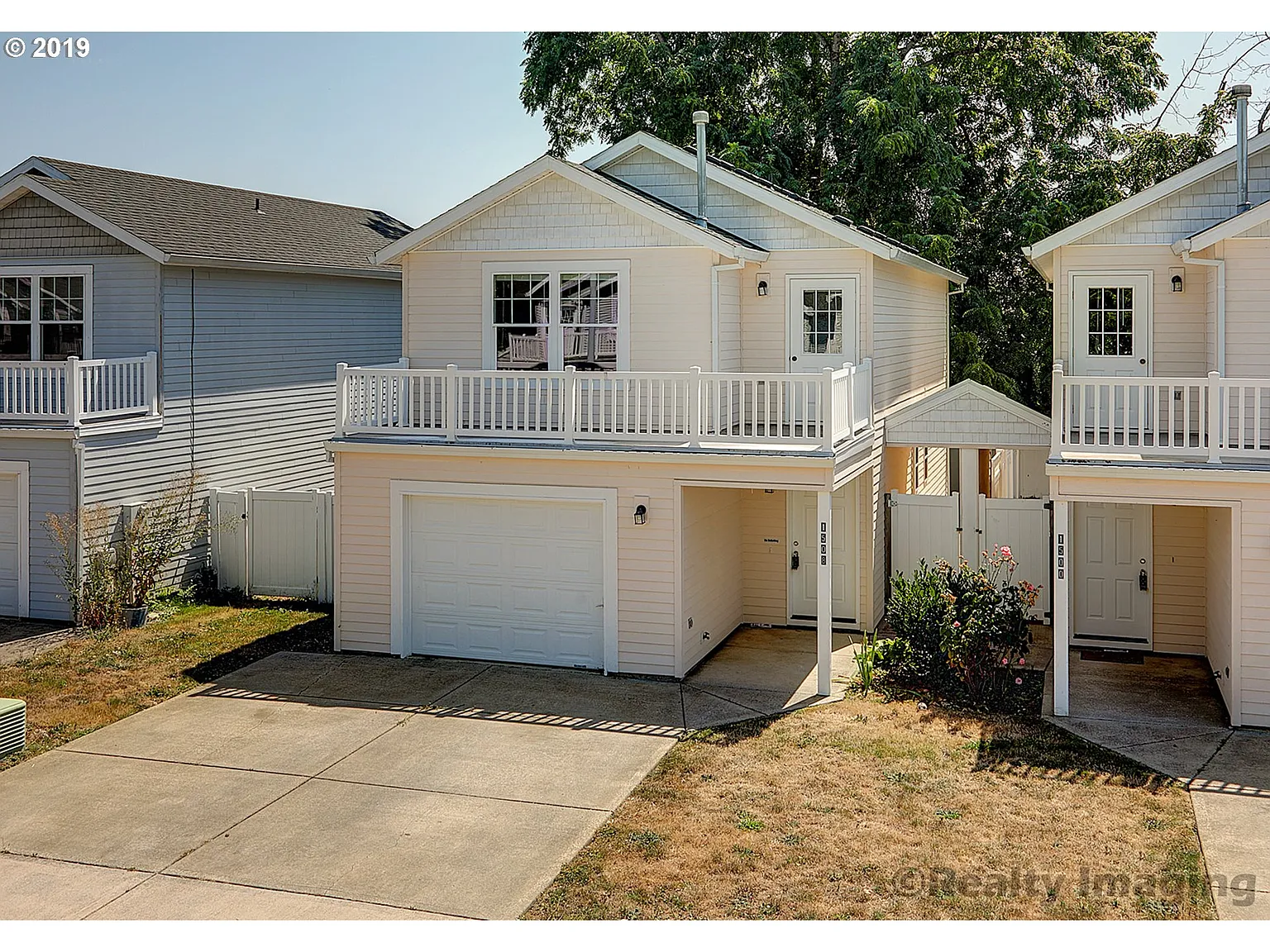 1508 NE Herrold Ct photo 1