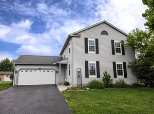 5089 Cherry Blossom Dr, Groveport, OH 43125