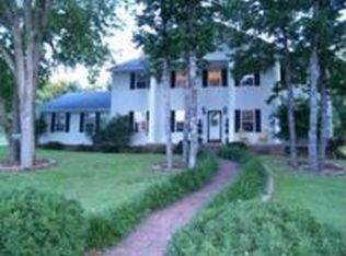 1622 Windsor Dr, Harrison, AR 72601