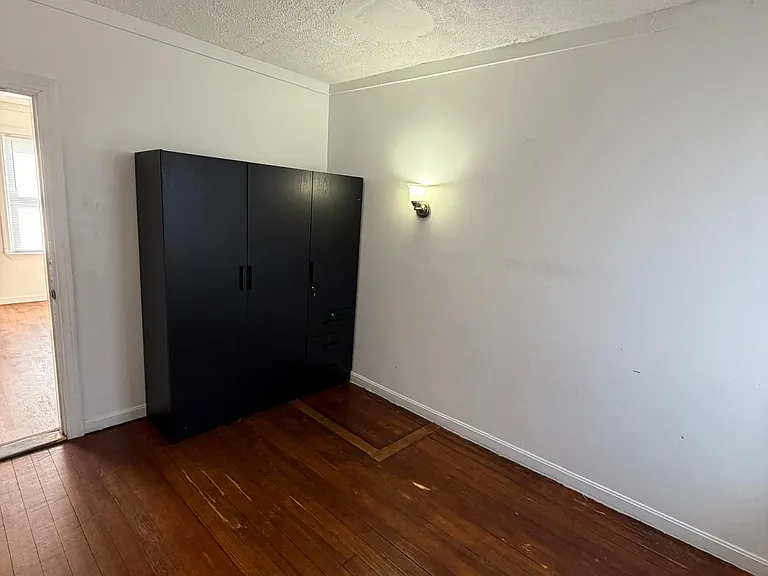 48 Kenwood St #3 — Photo 7