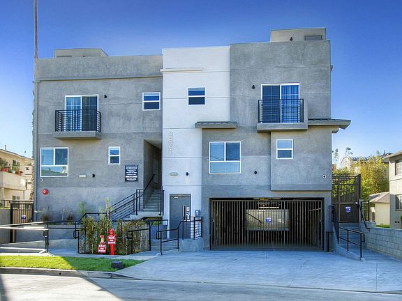 2nd image of 8621 Ramsgate Ave APT 11