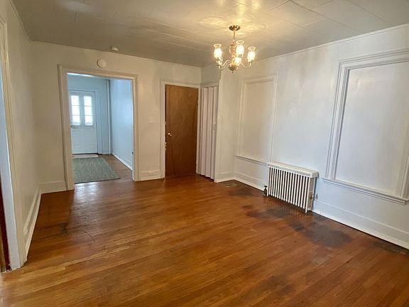 3rd image of 34 Hubbard St #1