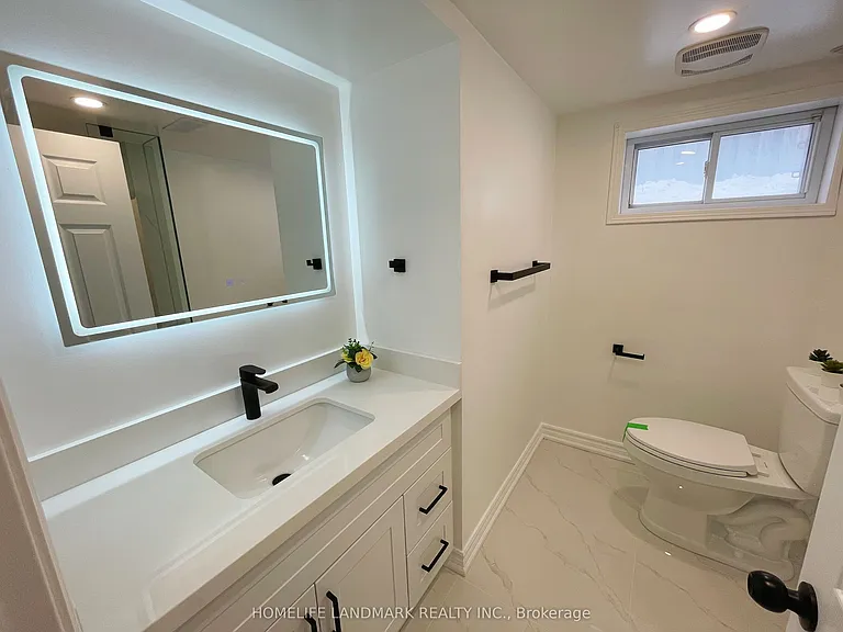 81 Celestine Dr #LOWER — Photo 7