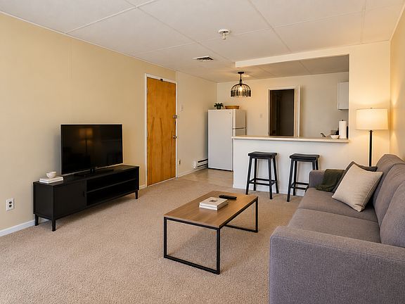 5th image of 116 E 7th Ave APT 2