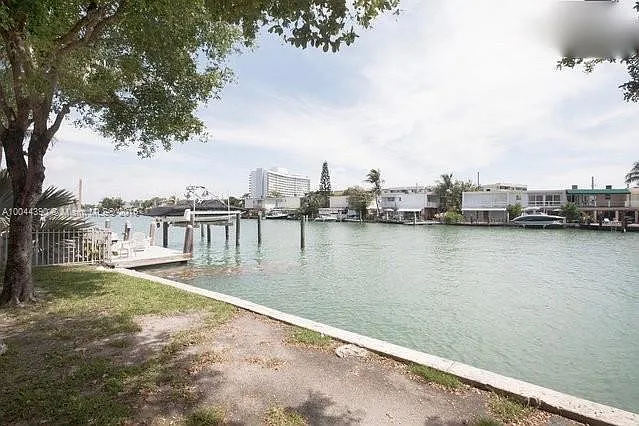 7149 Bay Dr #7-B — Photo 18