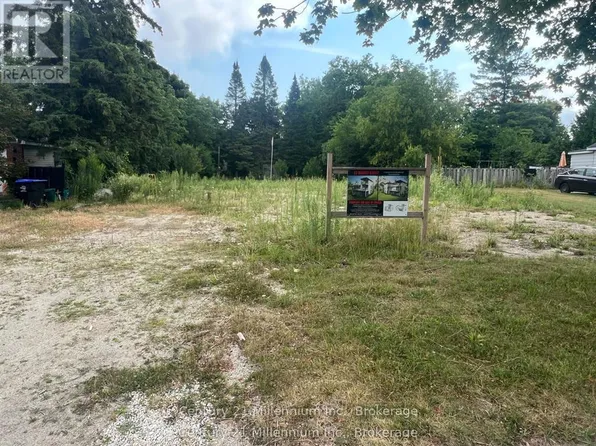 23 Market St, Collingwood, ON L9Y 3M5