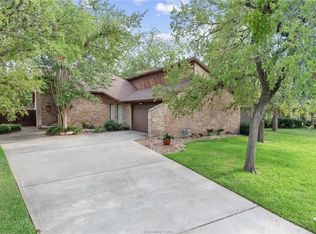 8709 Bent Tree Dr, College Station, TX 77845
