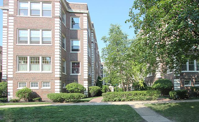 1st image of 437 N Lombard Ave APT 1