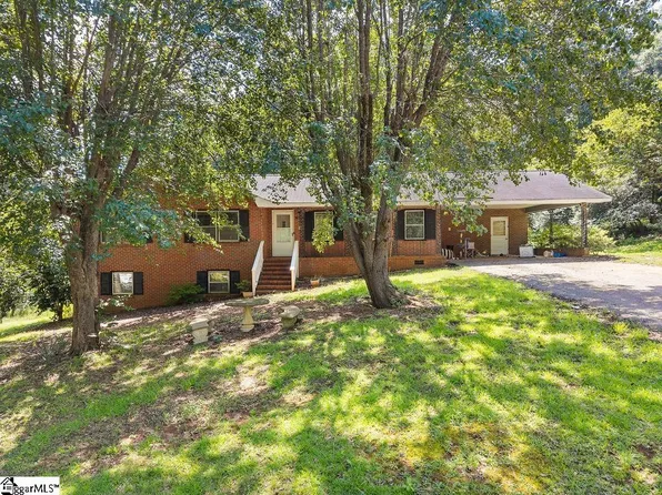 740 Kenmore Dr, Spartanburg, SC 29303
