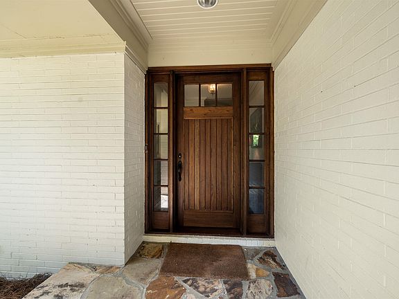 3rd image of 226 Richmar Dr