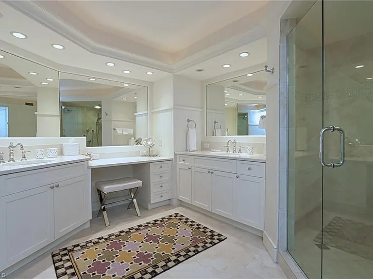 4651 Gulf Shore Blvd N #504 — Photo 14