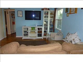 5th image of 4004 Marron St