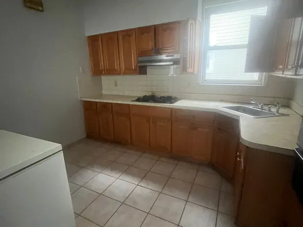 131 Isabella Ave Floor 1, Newark, NJ 07106