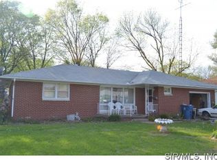 1356 Nelms Ave, Centralia, IL 62801