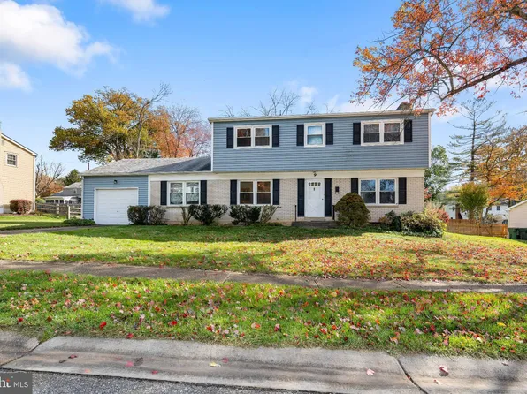 9 Amherst Dr, Newark, DE 19711