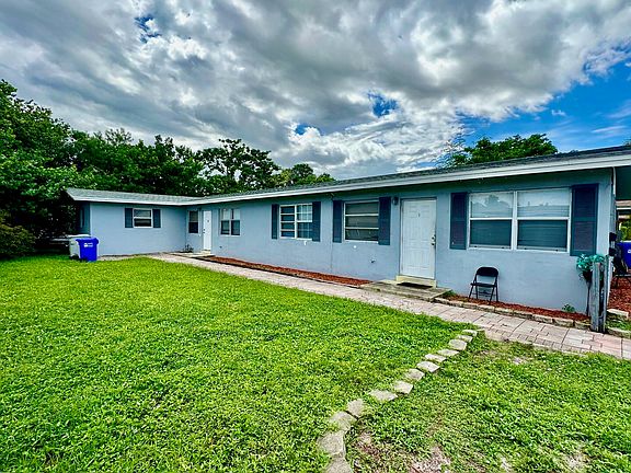 3rd image of 710 NE 25th Street #1-2