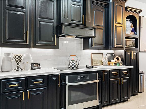 5th image of 2020 Rice Ave