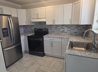 769 Sylvan Ave APT 13, Bridgeport, CT 06606