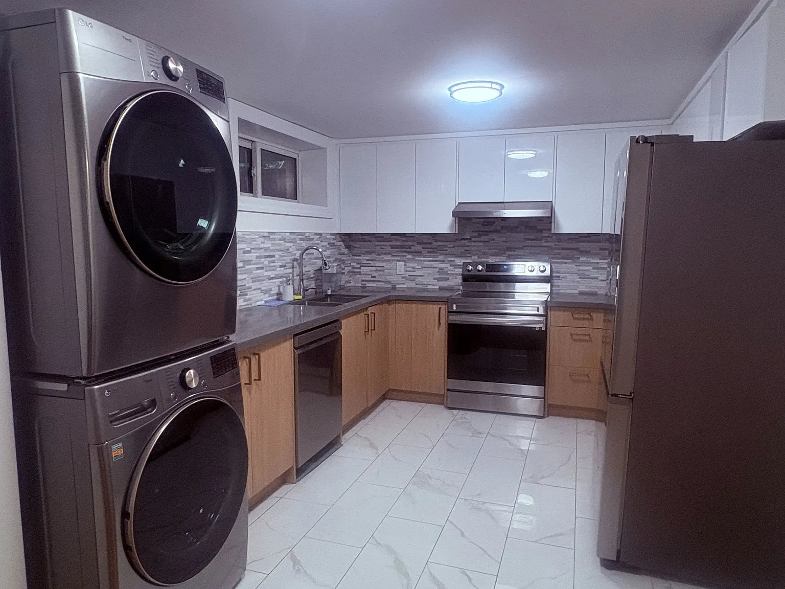 1 bed, $1,400 — Photo 2