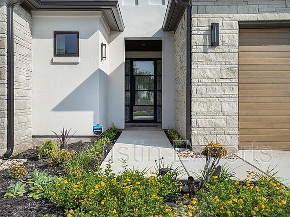 2nd image of 4228 Tamerind Dr