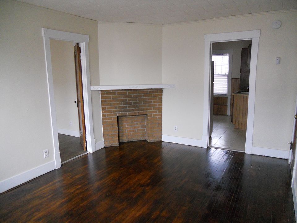 1st image of 232 W Hazeltine Ave APT 6