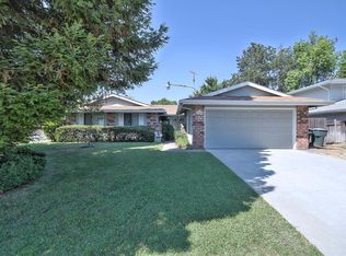 4701 Papaya Dr, Fair Oaks, CA 95628