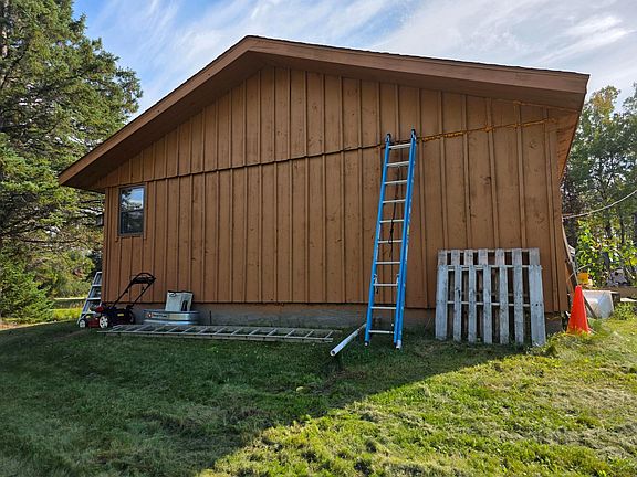 3rd image of 6821 Barrett Rd