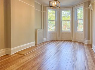 142 Kent St APT 3, Brooklyn, NY 11222