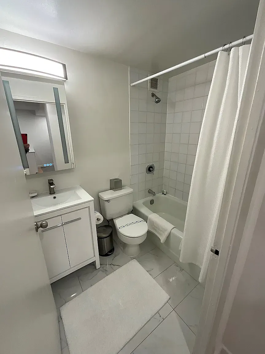 150 West 51st Street — Photo 2