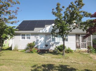 110 Green Island Rd, Toms River, NJ 08753