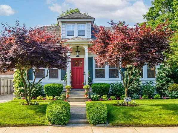 360 Cross Street, Westbury, NY 11590