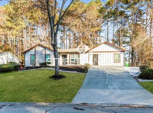 5299 Arrowind Rd, Lilburn, GA 30047