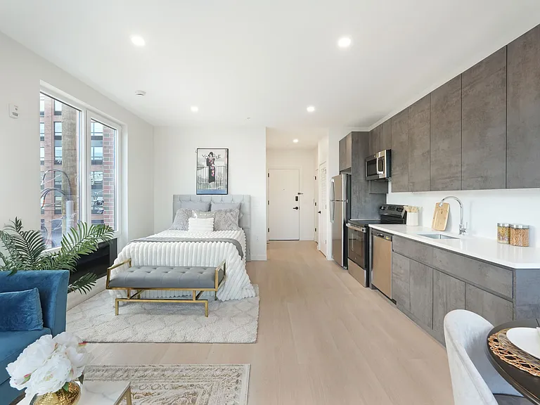 1 Mallory Ave — Photo 61