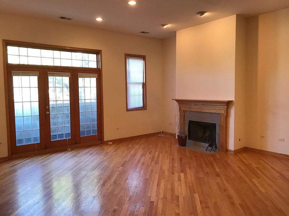 1st image of 2540 N Southport Ave #2N